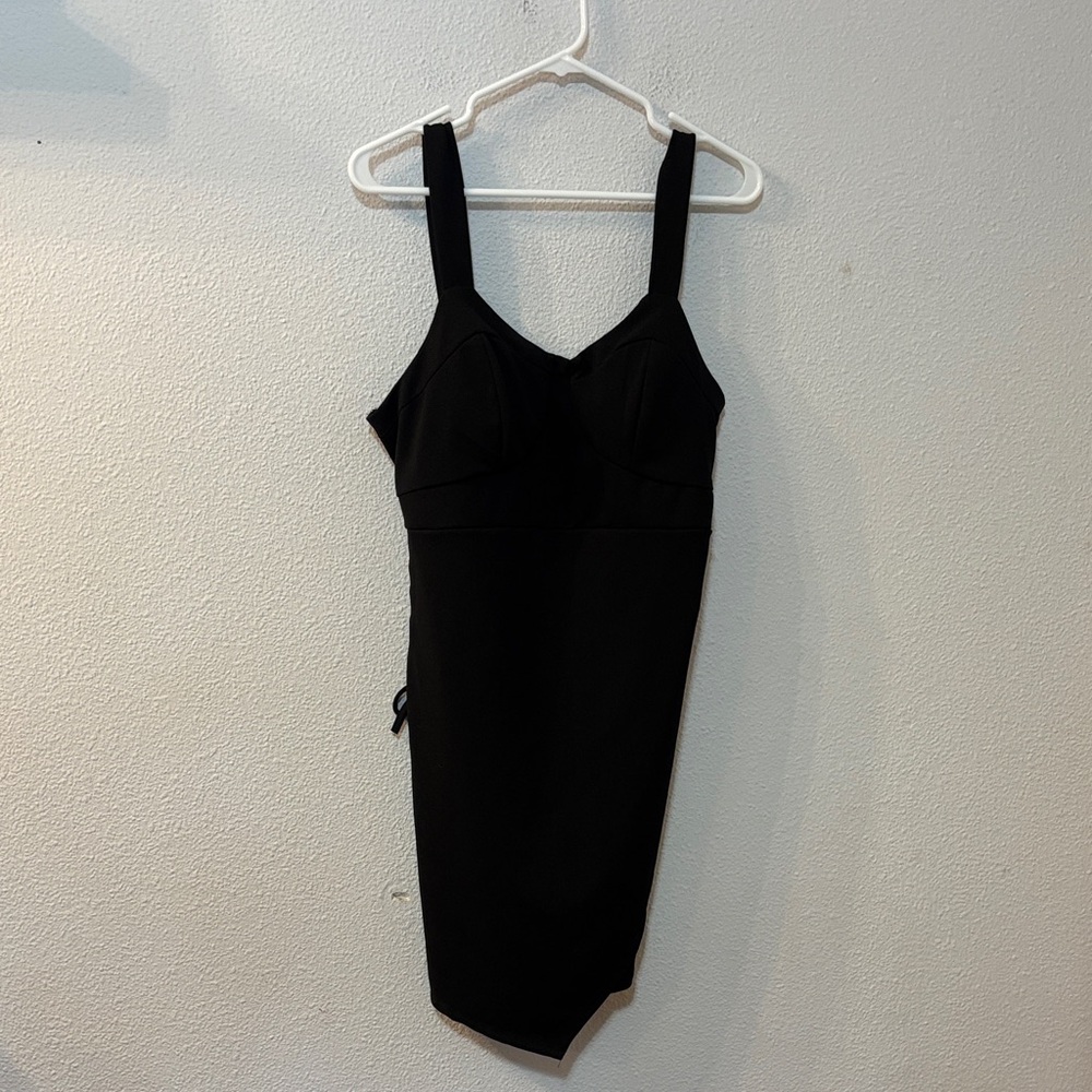 Max + Ash Elegant Black Dress